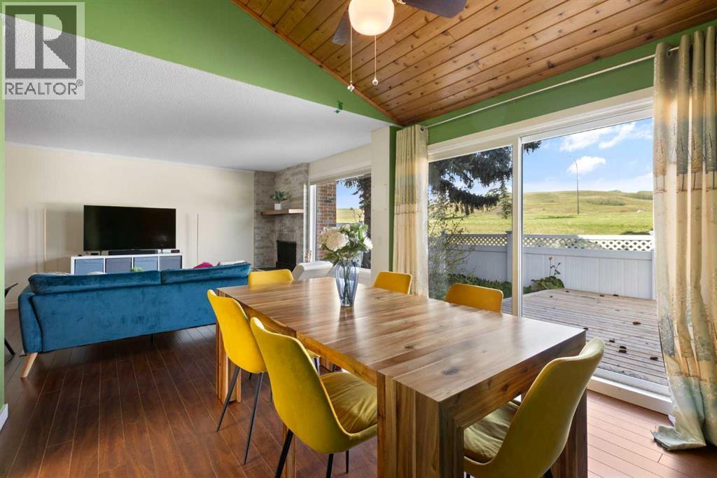 Single Family House for Sale in   Theodore Place NW Thorncliffe Calgary 