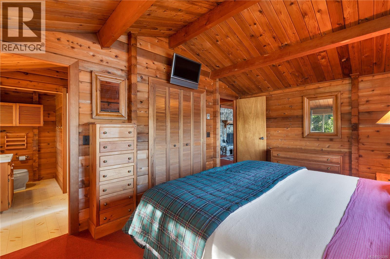 1030 Vargas Rd, Quadra Island