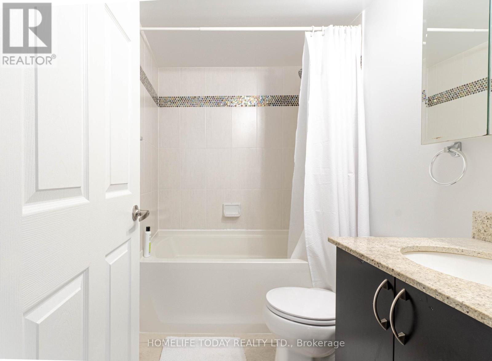 Photo 19 of 510 73 King William Crescent, Richmond Hill ON