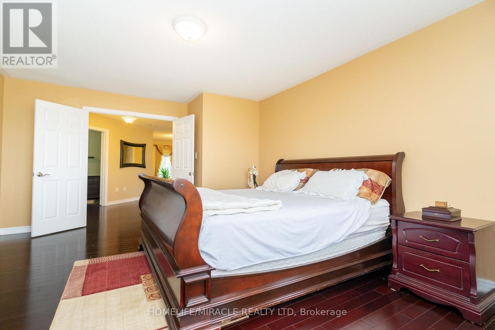 Photo 25 of 22 Malborough Road, Markham ON