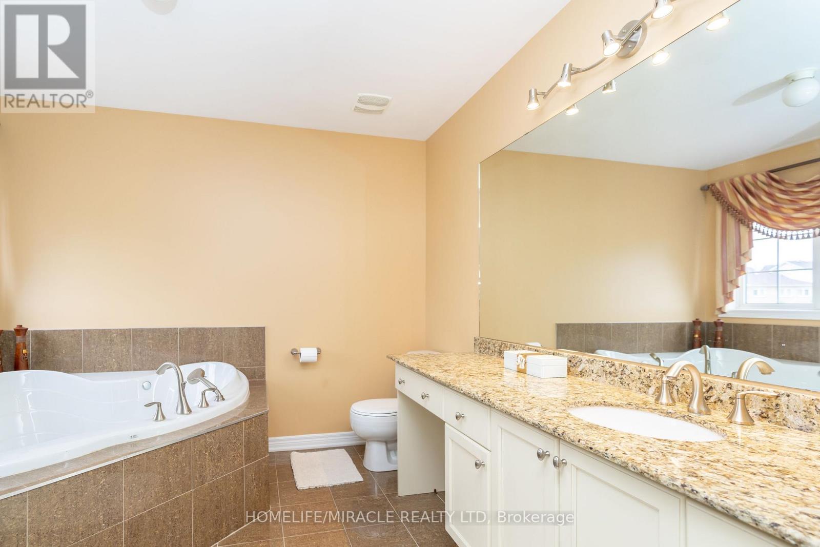 Photo 26 of 22 Malborough Road, Markham ON