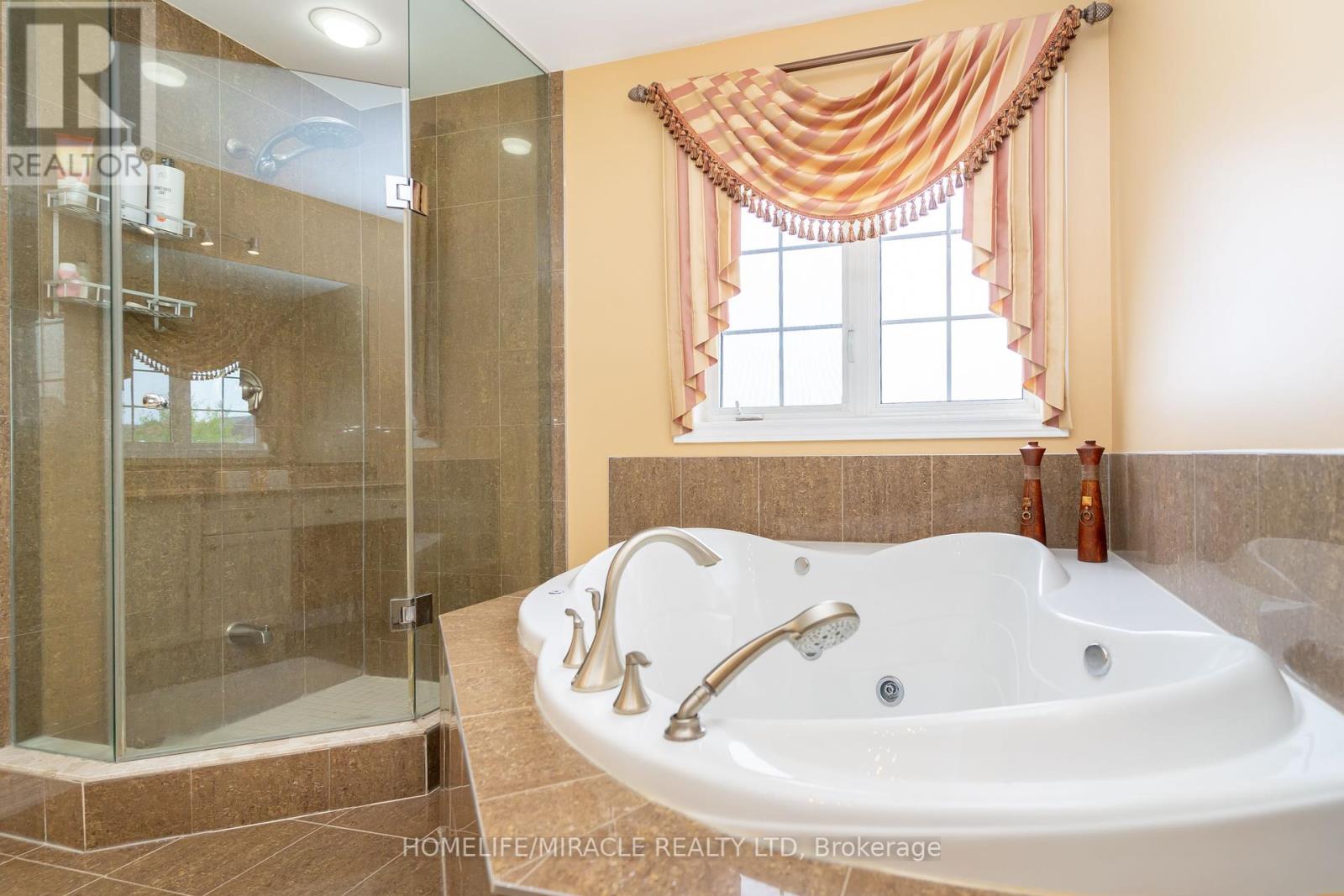 Photo 27 of 22 Malborough Road, Markham ON