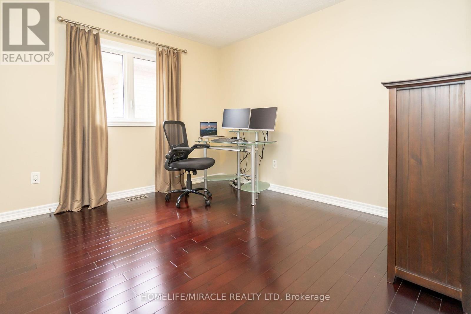 Photo 30 of 22 Malborough Road, Markham ON