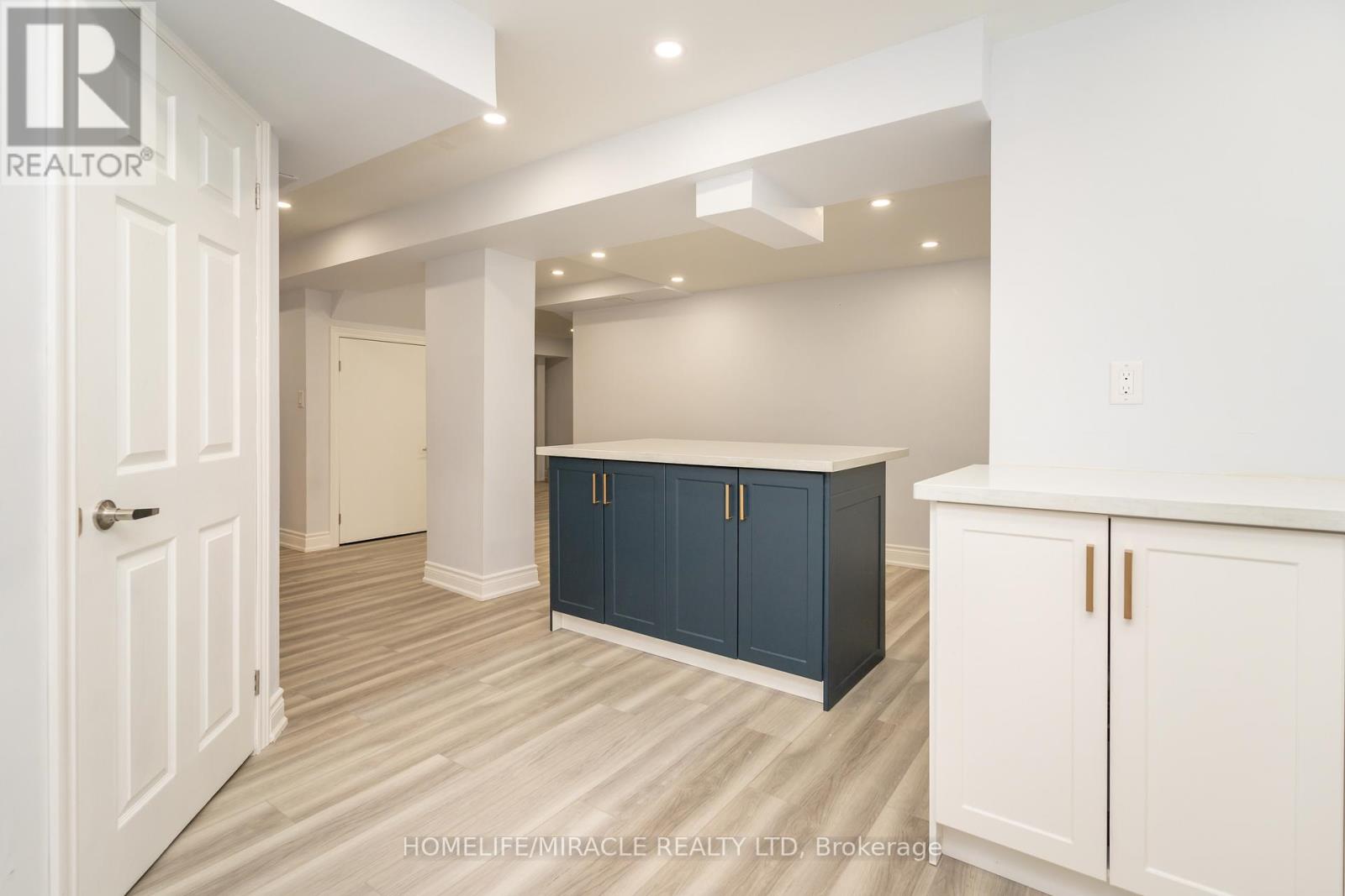 Photo 41 of 22 Malborough Road, Markham ON