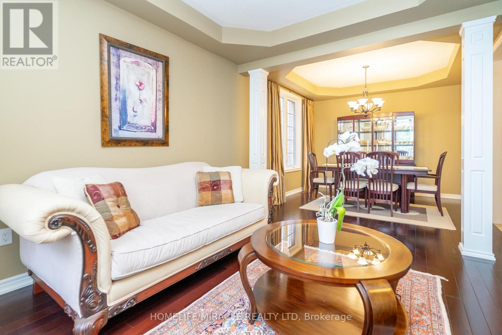 Photo 9 of 22 Malborough Road, Markham ON