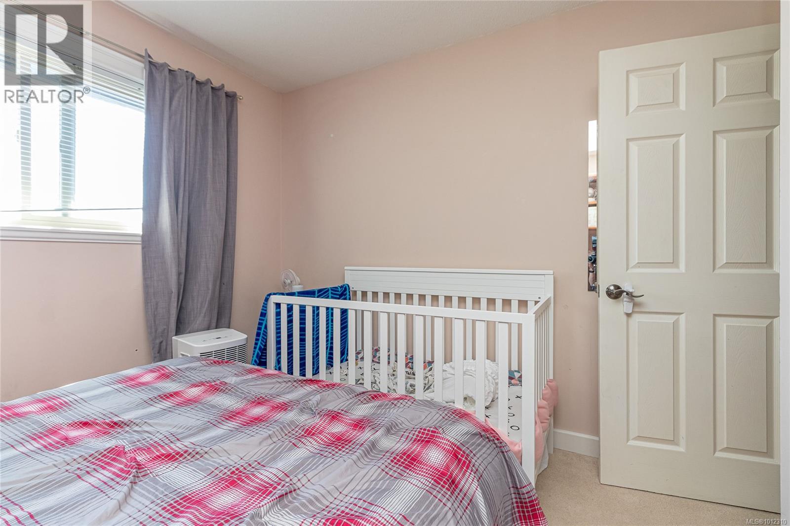 Photo 12 of 435 Watfield Ave, Nanaimo BC