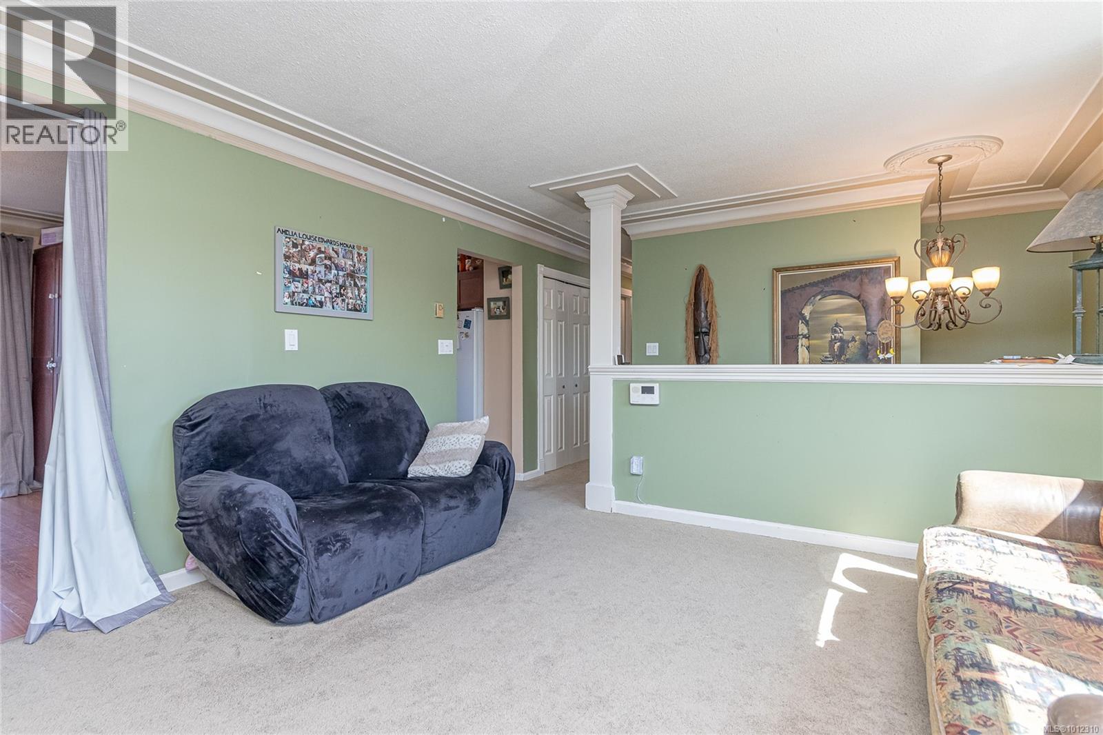 Photo 5 of 435 Watfield Ave, Nanaimo BC