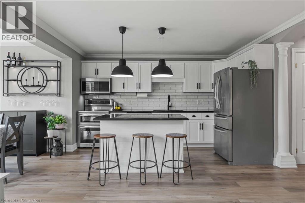 Photo 3 of 128 Marcy Crescent, Cambridge ON