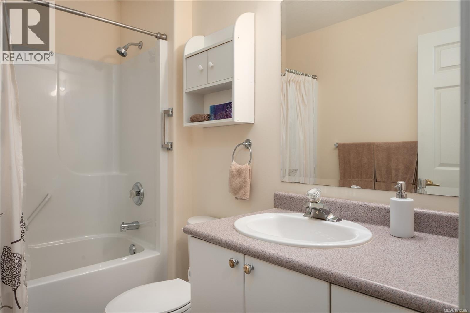 Photo 16 of 6128 Bellflower Way, Nanaimo BC