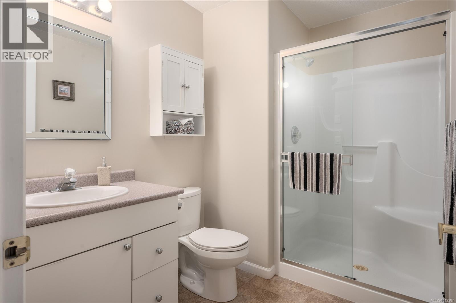 Photo 17 of 6128 Bellflower Way, Nanaimo BC