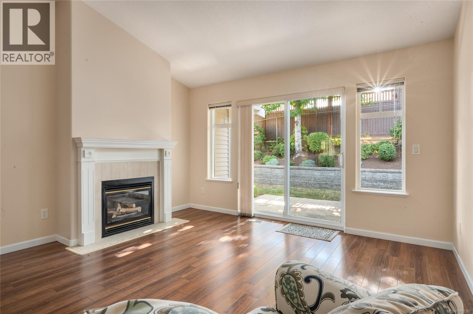 Photo 3 of 6128 Bellflower Way, Nanaimo BC
