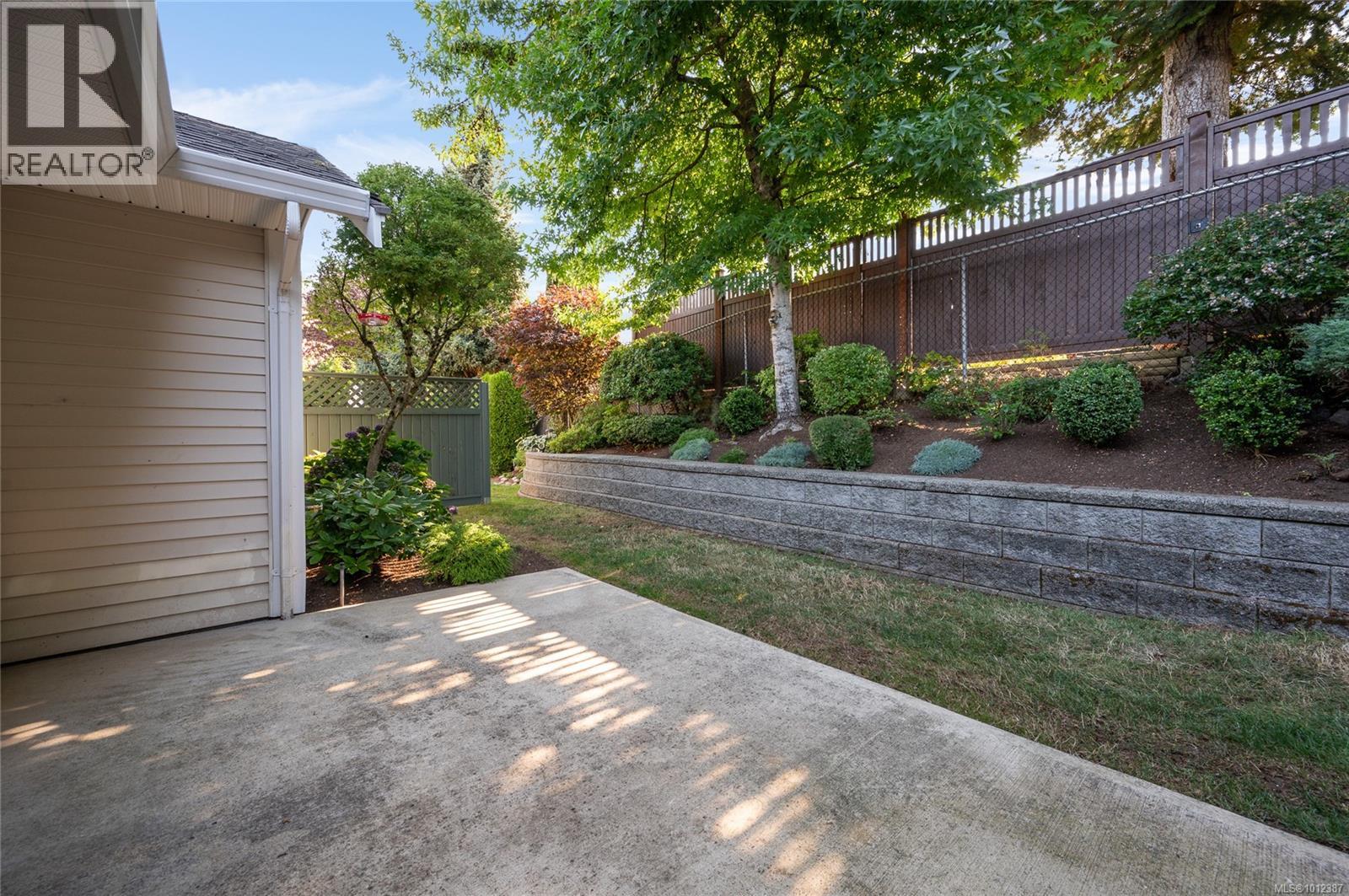 Photo 14 of 6128 Bellflower Way, Nanaimo BC