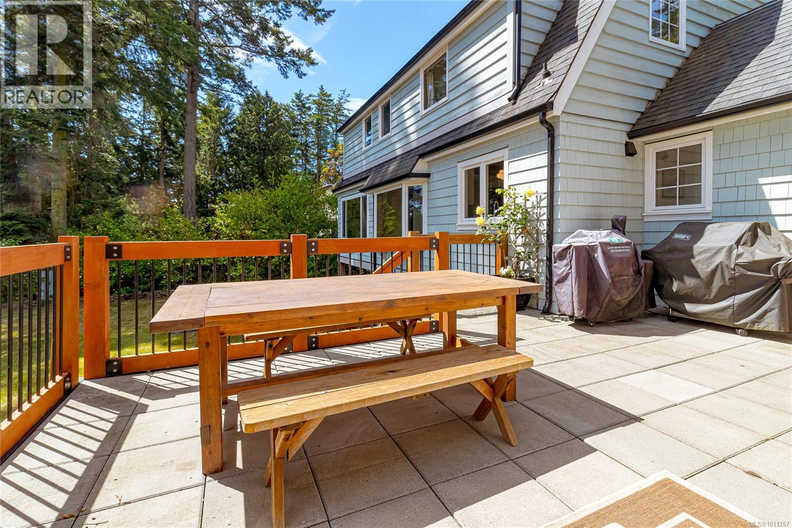  8565 Bourne Terrace, North Saanich