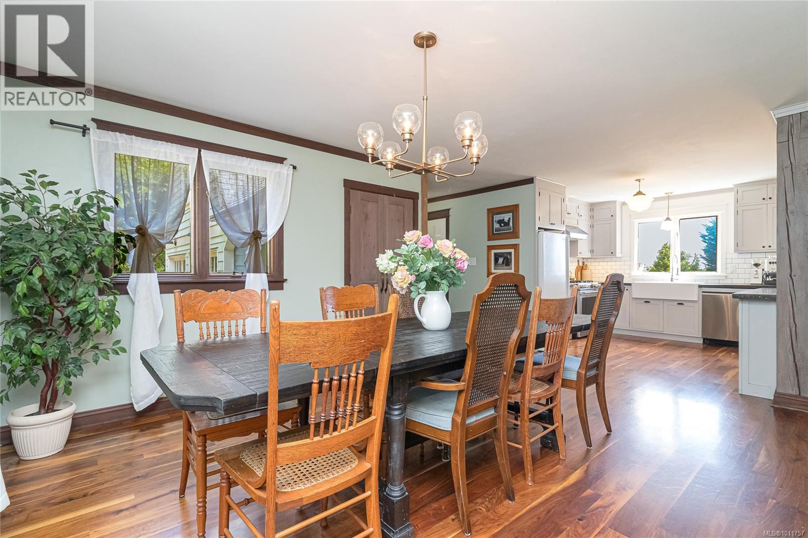  8565 Bourne Terrace, North Saanich