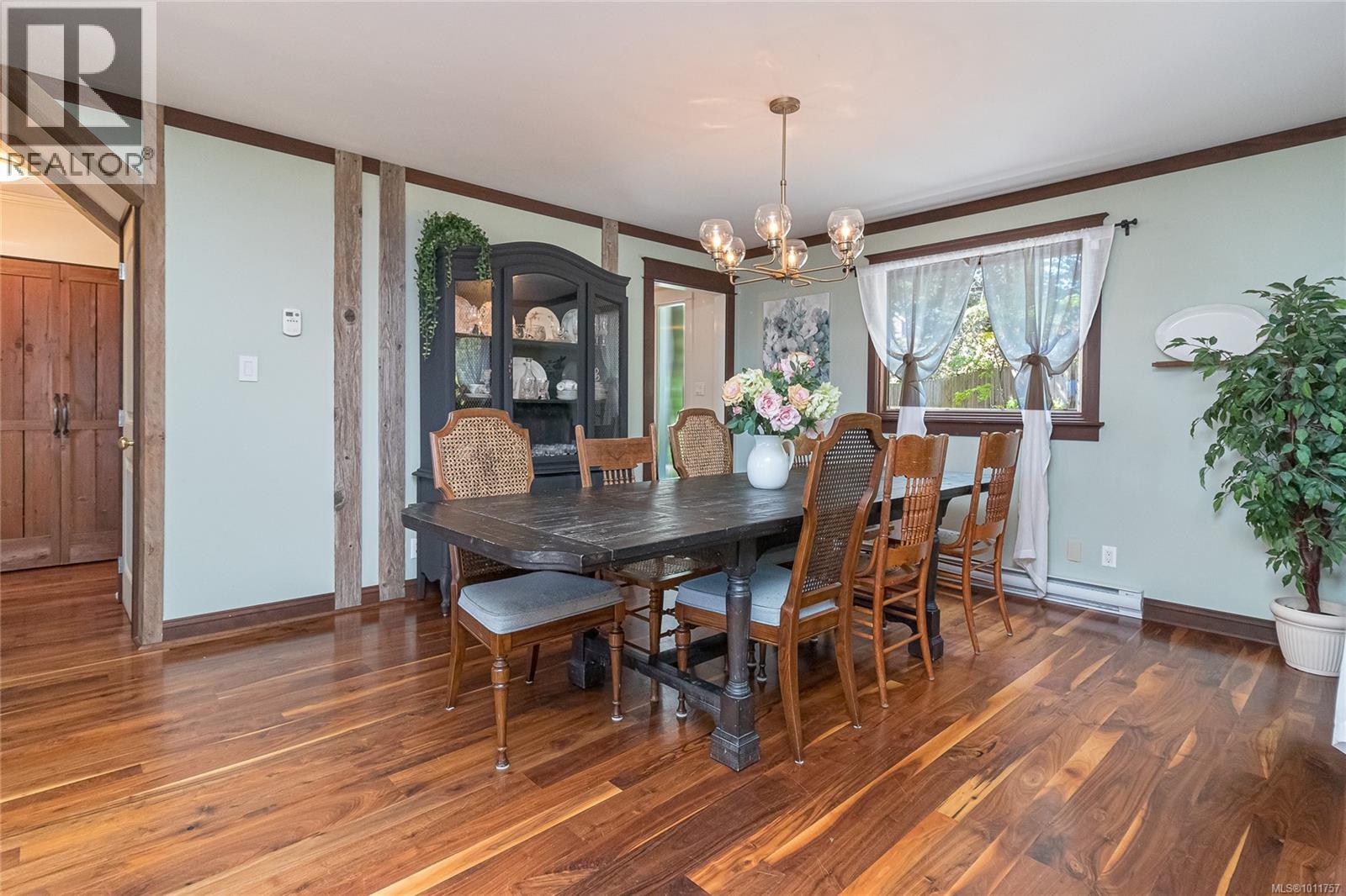  8565 Bourne Terrace, North Saanich