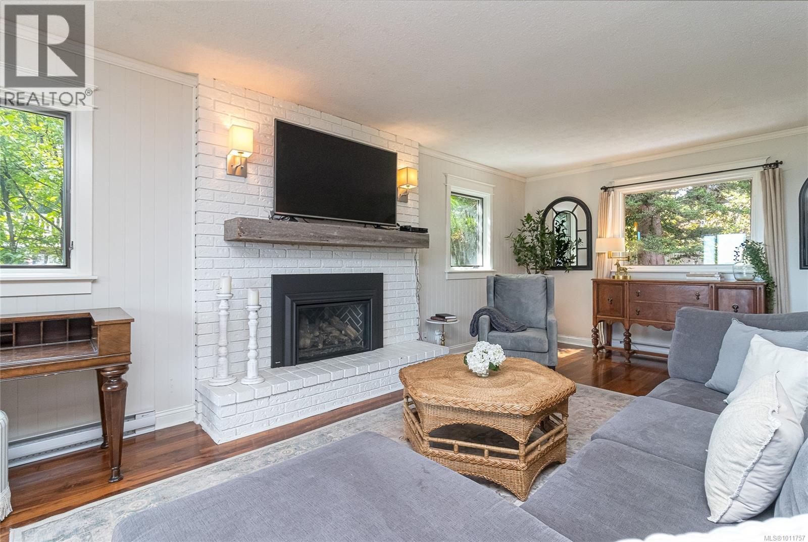  8565 Bourne Terrace, North Saanich
