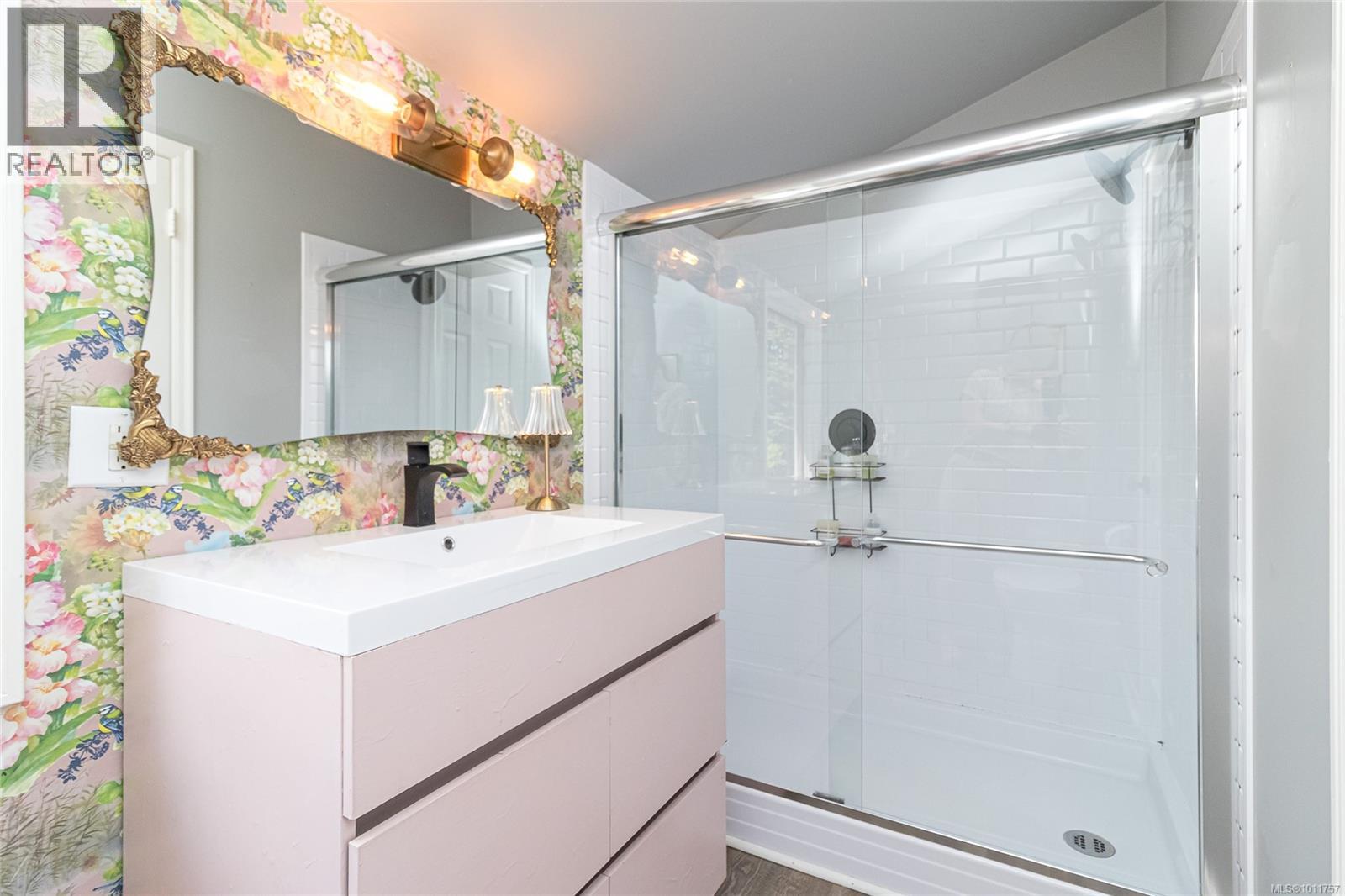 8565 Bourne Terrace, North Saanich