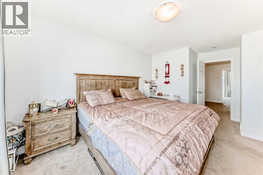 Photo 13 of 665 Hillcrest Road Sw, Airdrie AB