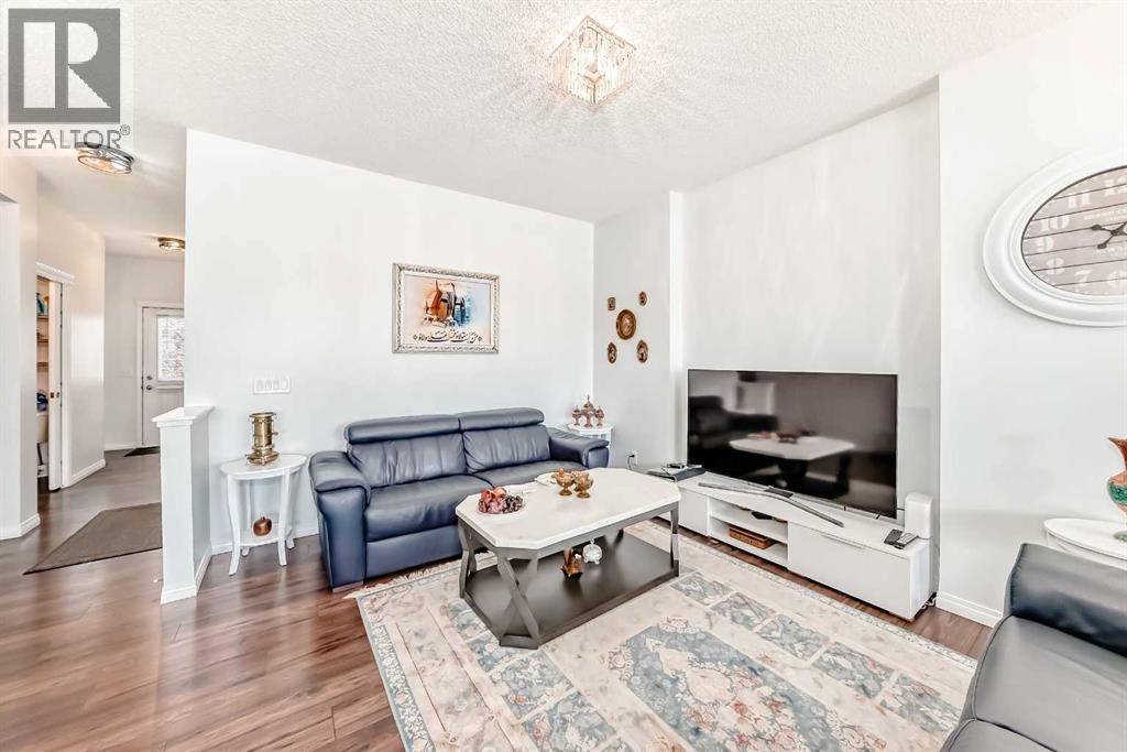 Photo 21 of 665 Hillcrest Road Sw, Airdrie AB