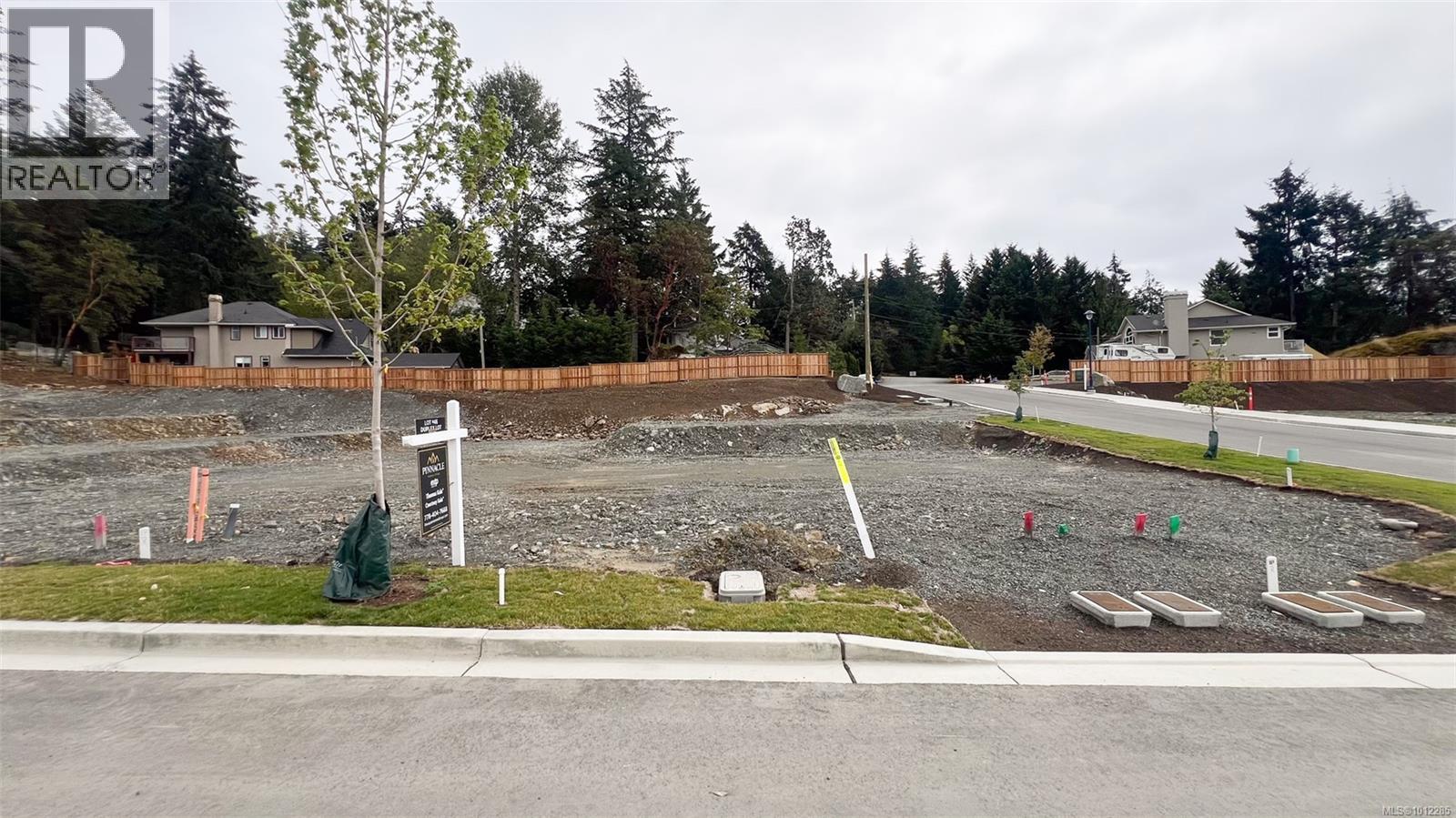 Photo 4 of 668 666 Madrona Ridge, Langford BC