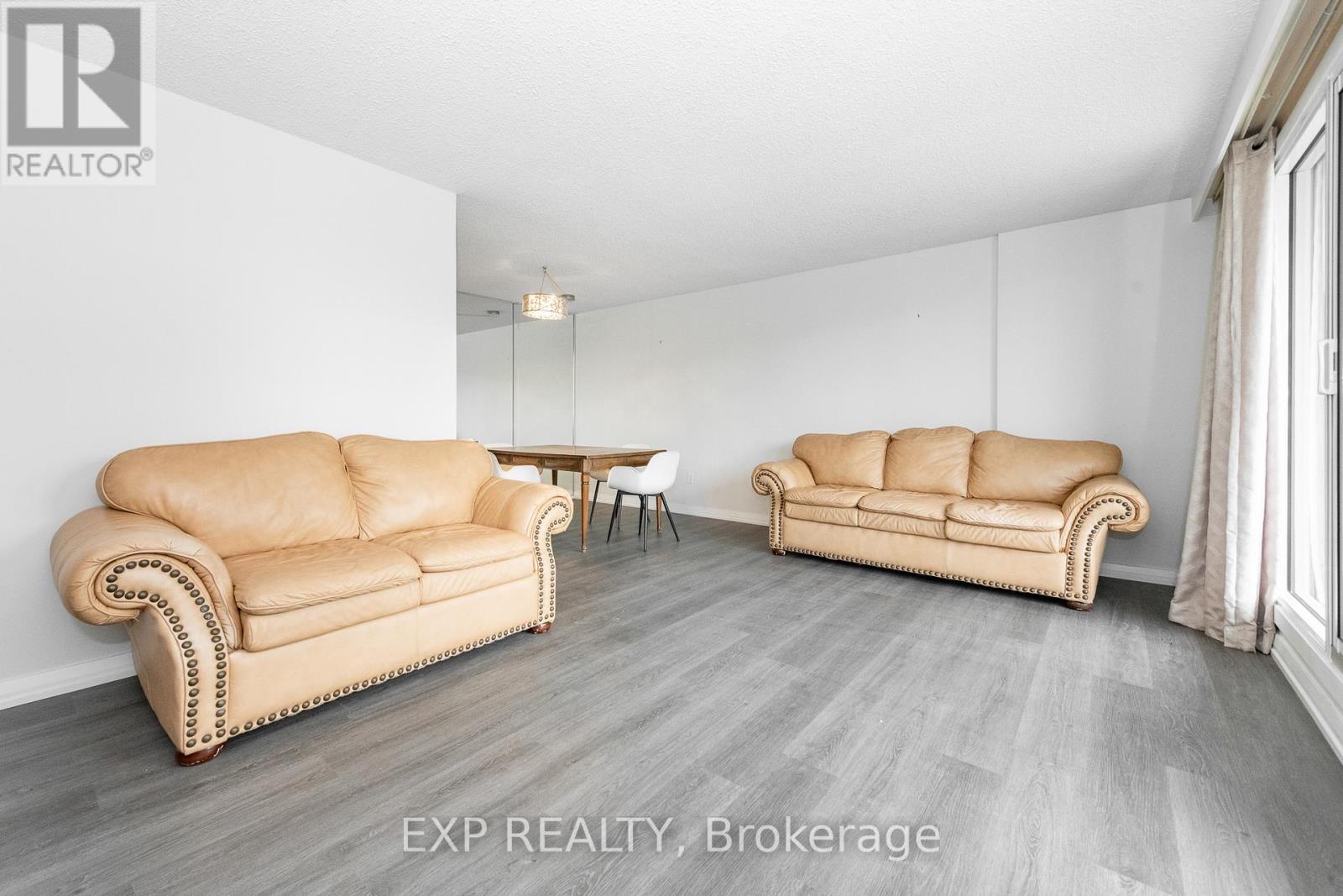 Photo 20 of 304 1025 Richmond Road, Ottawa ON