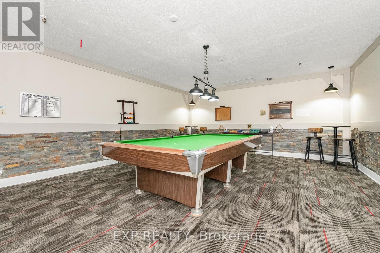 Photo 31 of 304 1025 Richmond Road, Ottawa ON