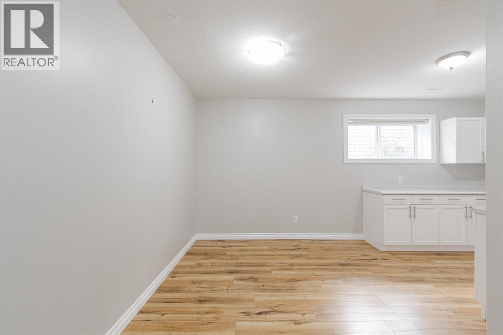 Photo 5 of 236 Crown Creek Lane, Fort Mcmurray AB
