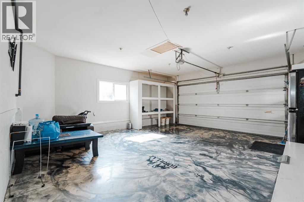 Photo 37 of 236 Crown Creek Lane, Fort Mcmurray AB