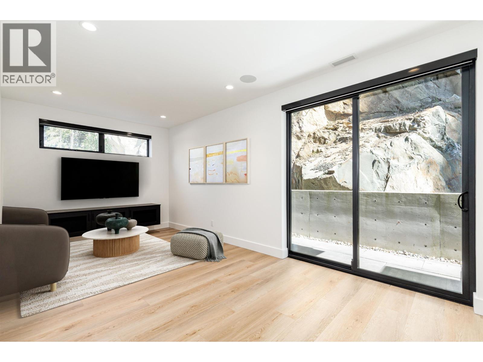 20 2077 GARIBALDI WAY, Whistler