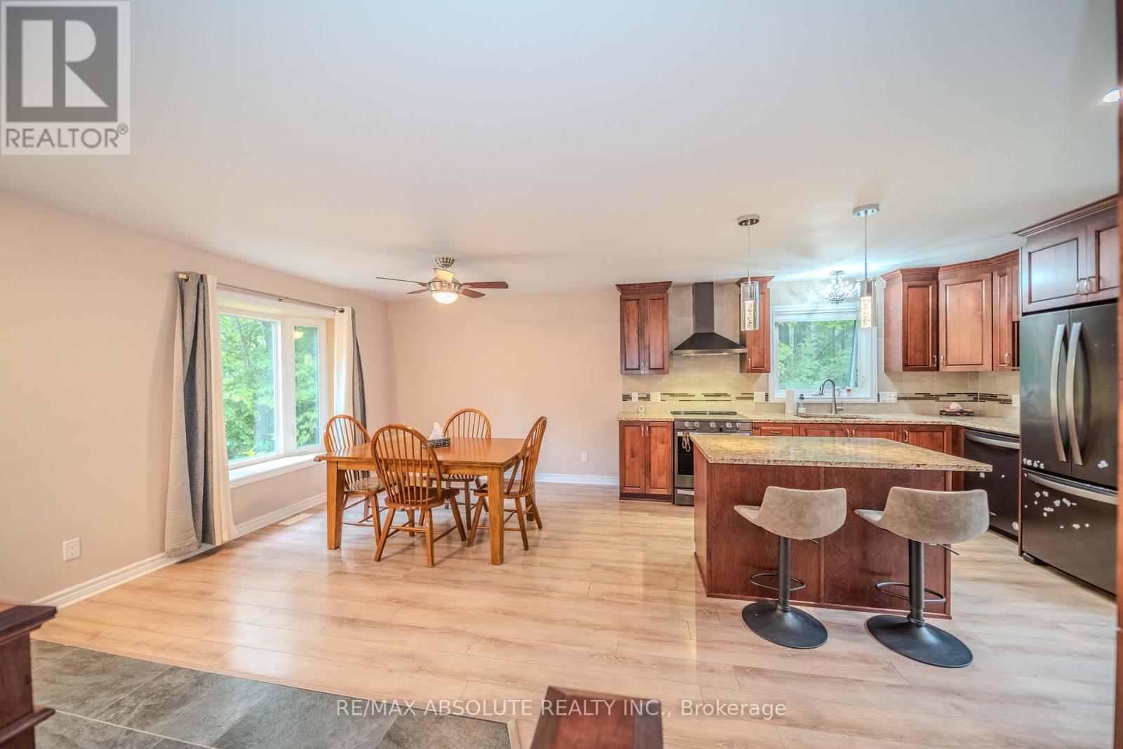 Photo 21 of 1127 Rollin Road, Clarencerockland ON
