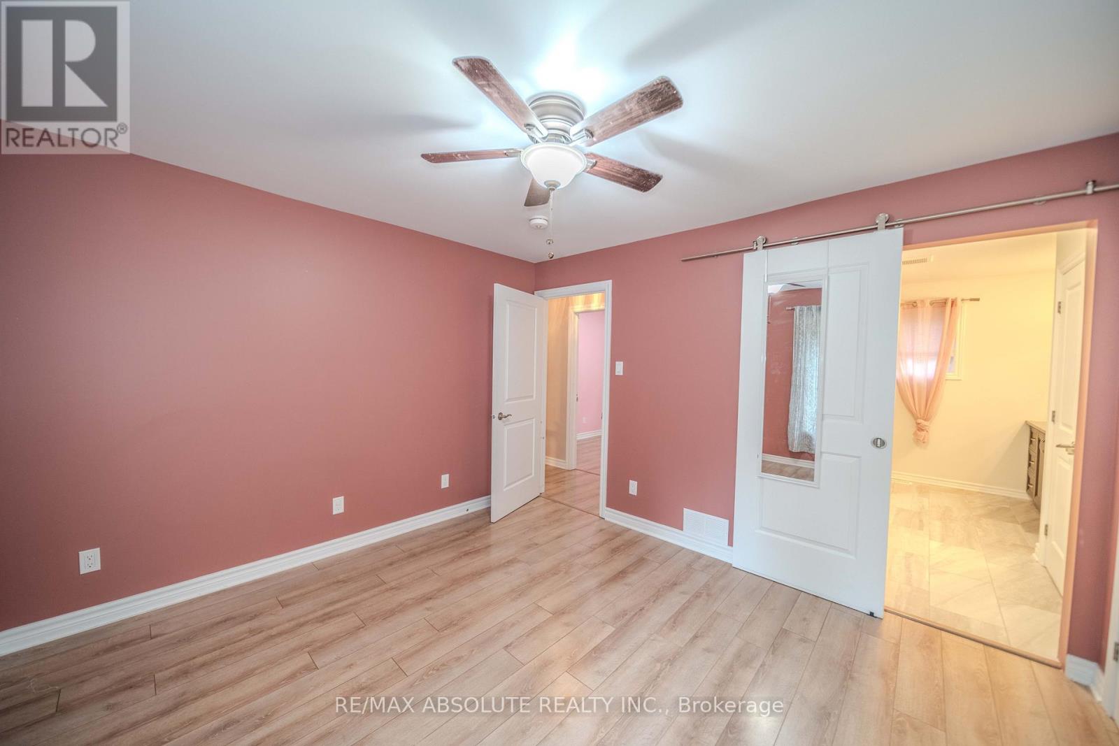 Photo 8 of 1127 Rollin Road, Clarencerockland ON