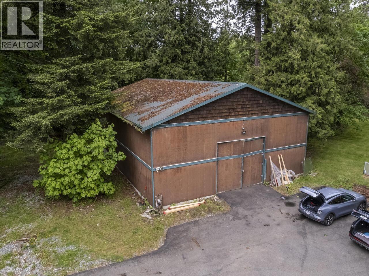 Photo 16 of 26521 Lougheed Highway, Maple Ridge BC