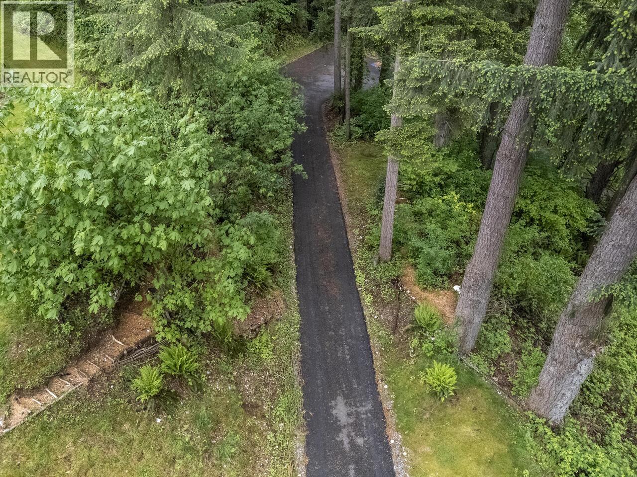 Photo 27 of 26521 Lougheed Highway, Maple Ridge BC