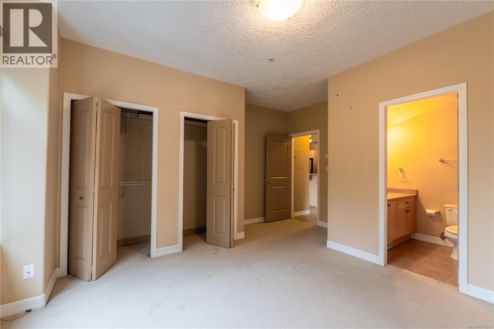 Photo 4 of 306 2706 Peatt Rd, Langford BC