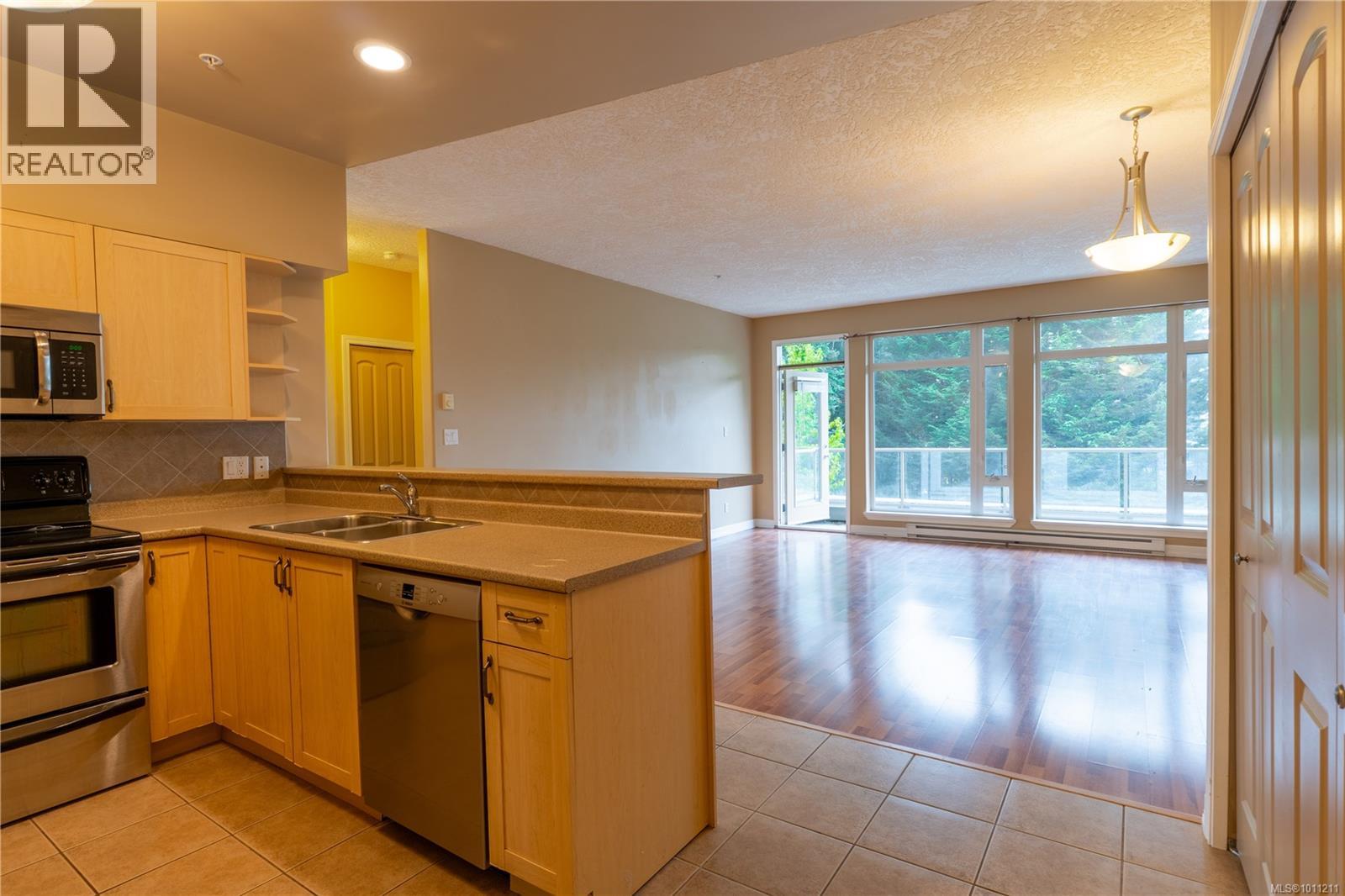 Photo 12 of 306 2706 Peatt Rd, Langford BC