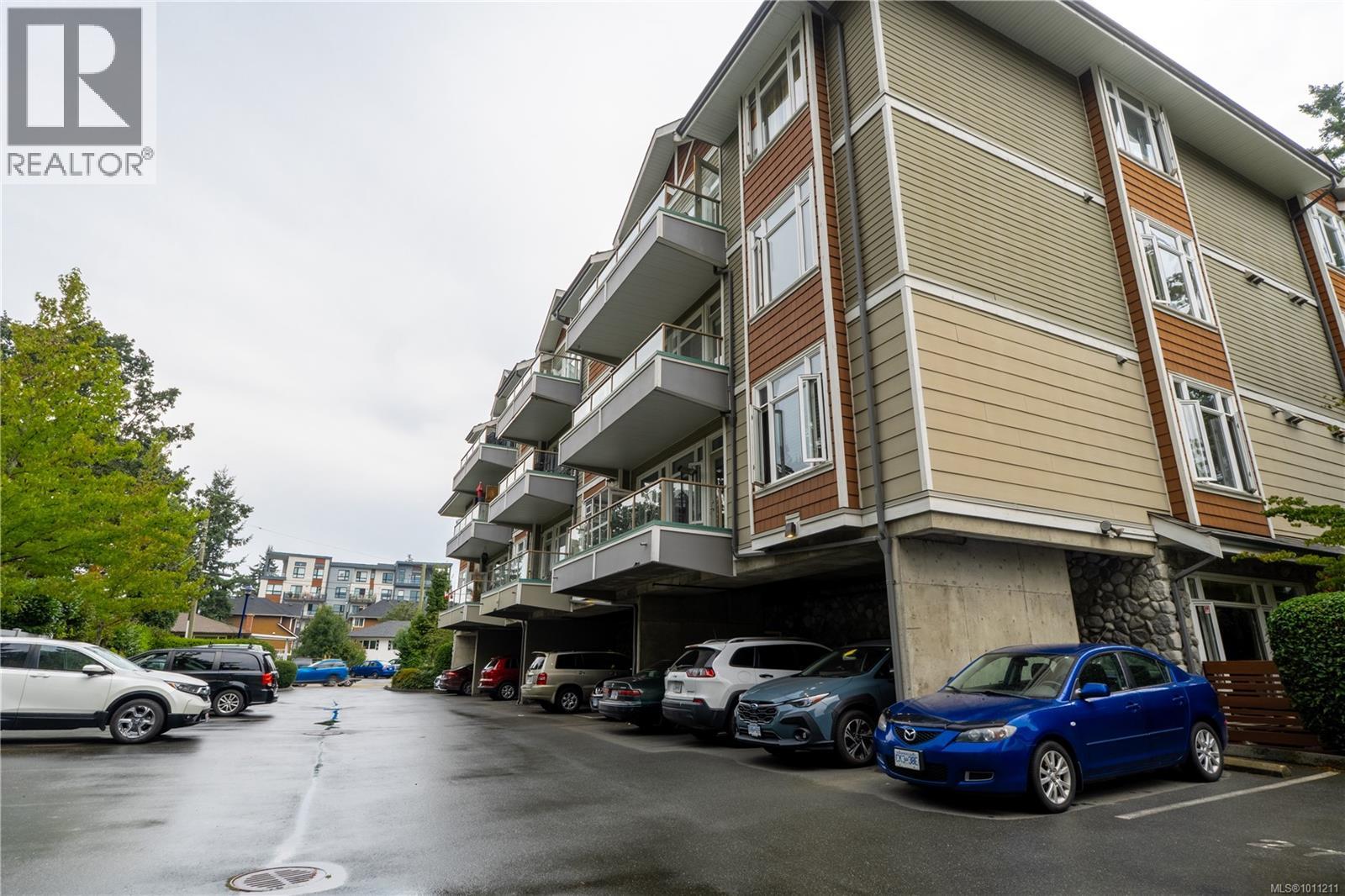 Photo 8 of 306 2706 Peatt Rd, Langford BC