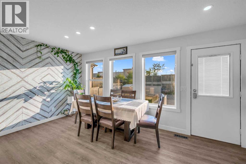 Photo 11 of 216 Covehaven Road Ne, Calgary AB