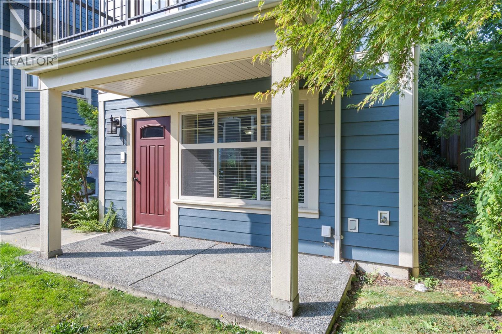 Photo 1 of 1 446 Milton St, Nanaimo BC