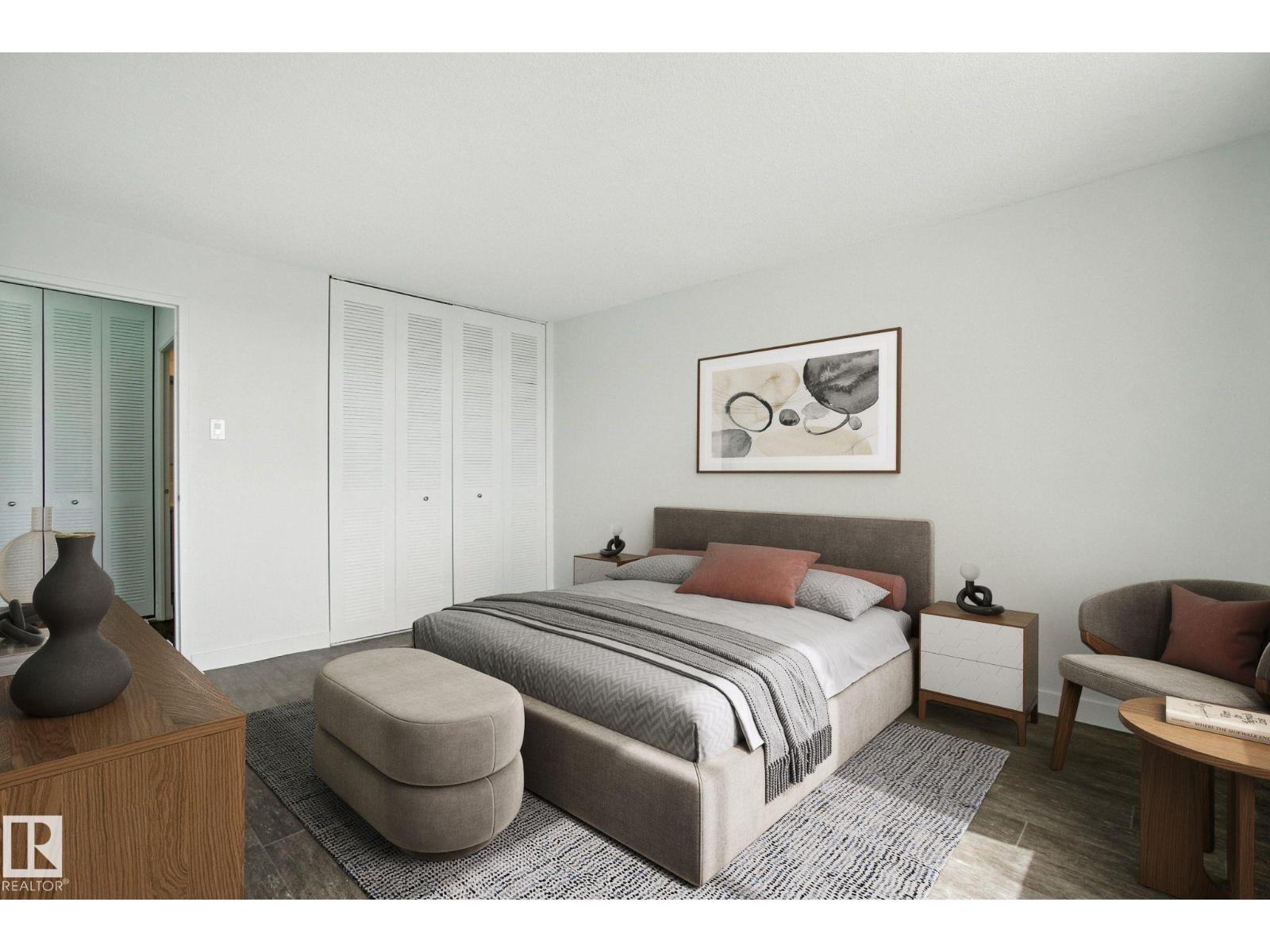 Photo 8 of 703 9908 114 St Nw, Edmonton AB