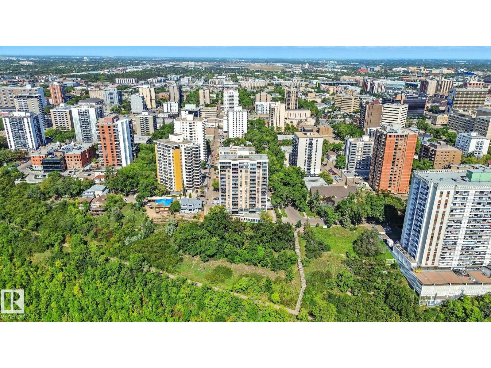 Photo 15 of 703 9908 114 St Nw, Edmonton AB