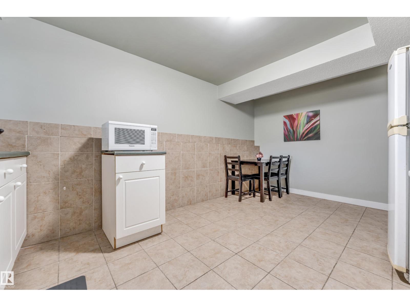 Photo 62 of 3923 67 St Nw, Edmonton AB