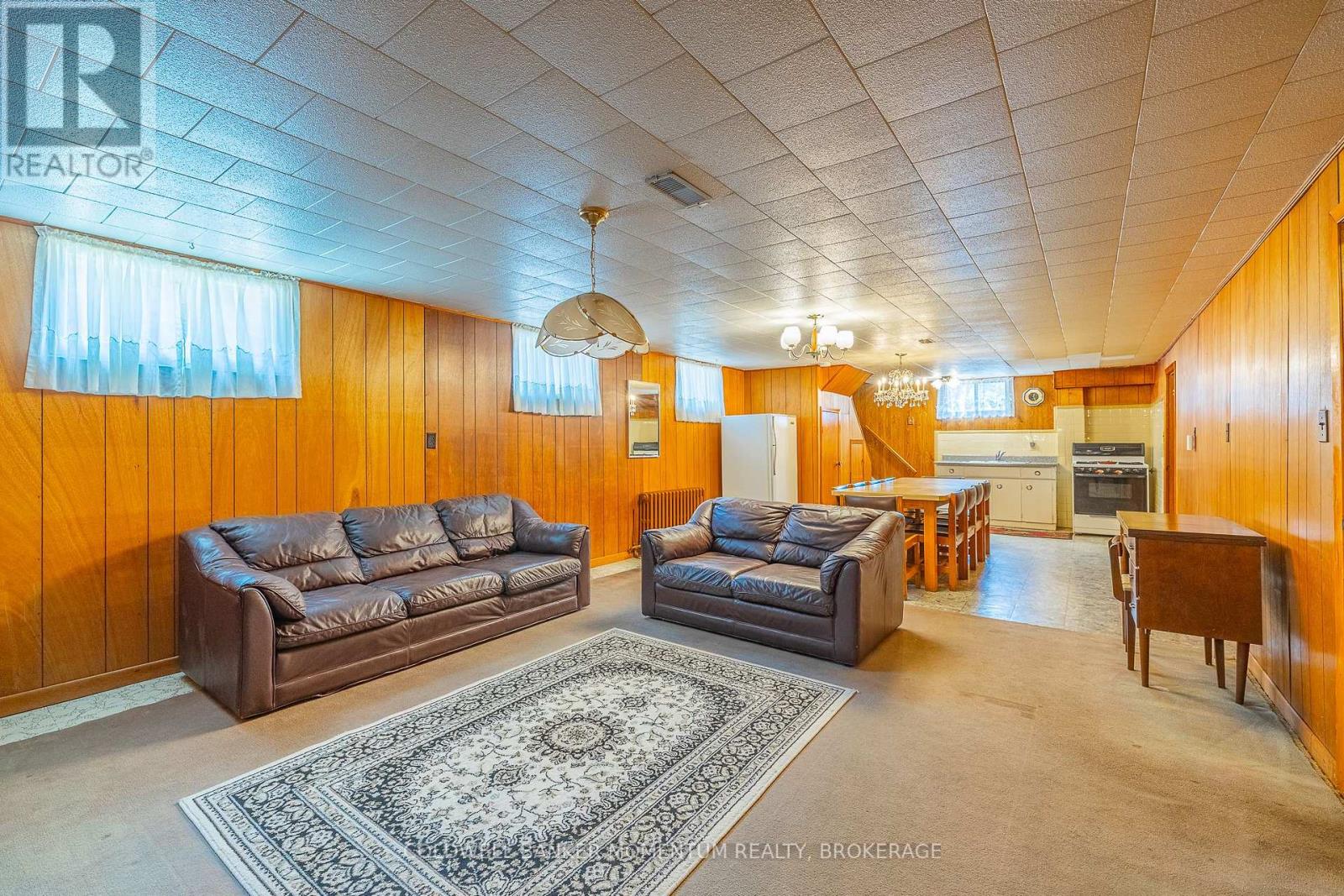 Photo 33 of 9 Mcdonald Avenue, Thorold ON