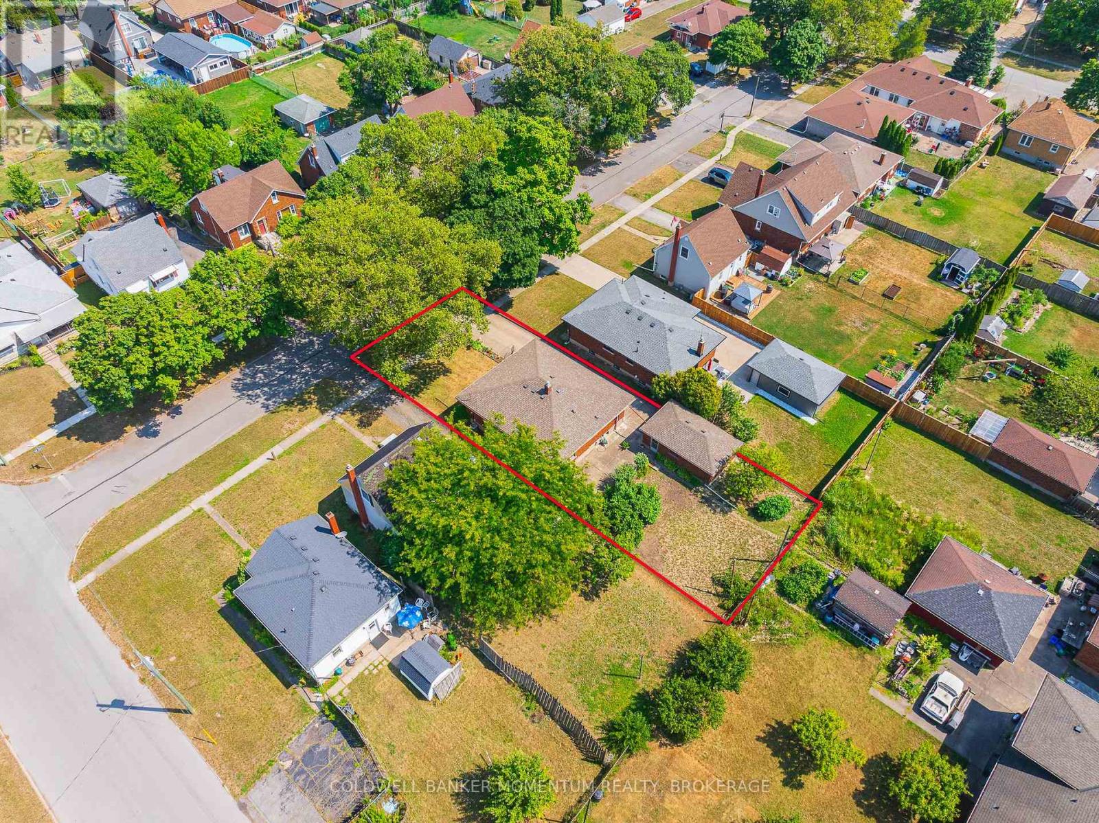 Photo 48 of 9 Mcdonald Avenue, Thorold ON