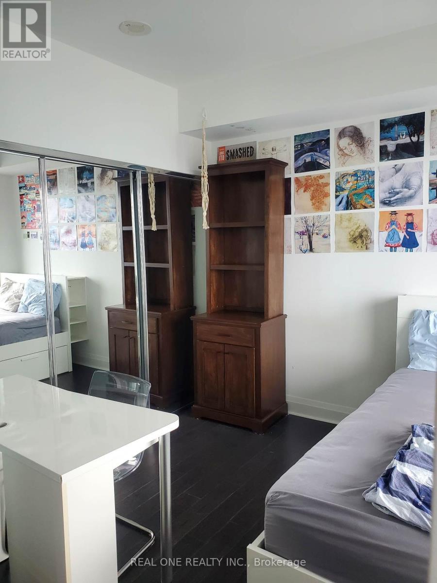 Photo 2 of 3503 1080 Bay Street, Toronto ON