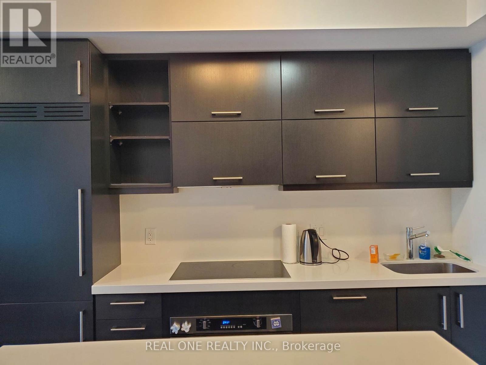 Photo 3 of 3503 1080 Bay Street, Toronto ON
