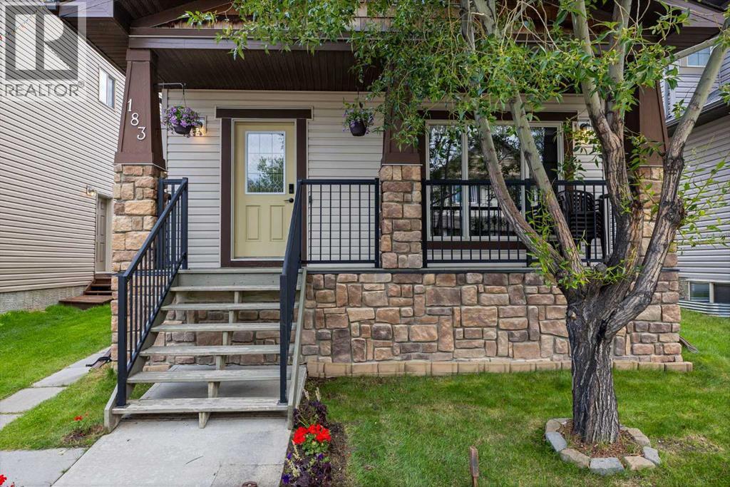 Photo 39 of 183 Baywater Rise Sw, Airdrie AB