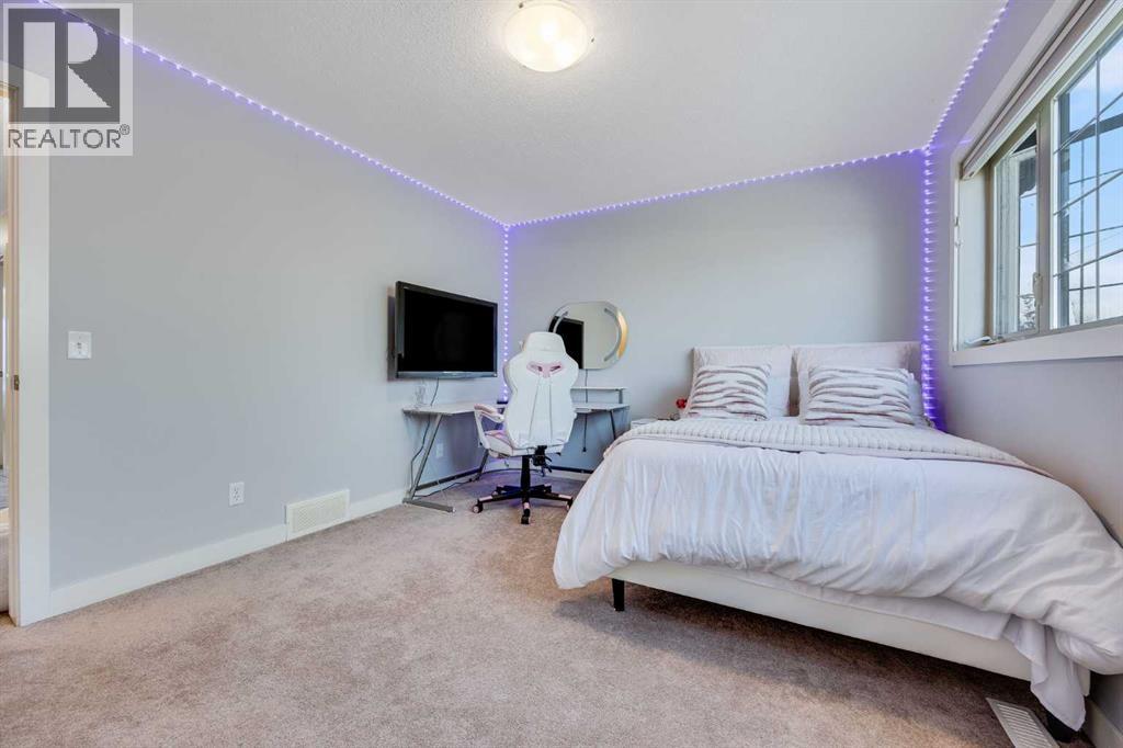 Photo 36 of 183 Baywater Rise Sw, Airdrie AB