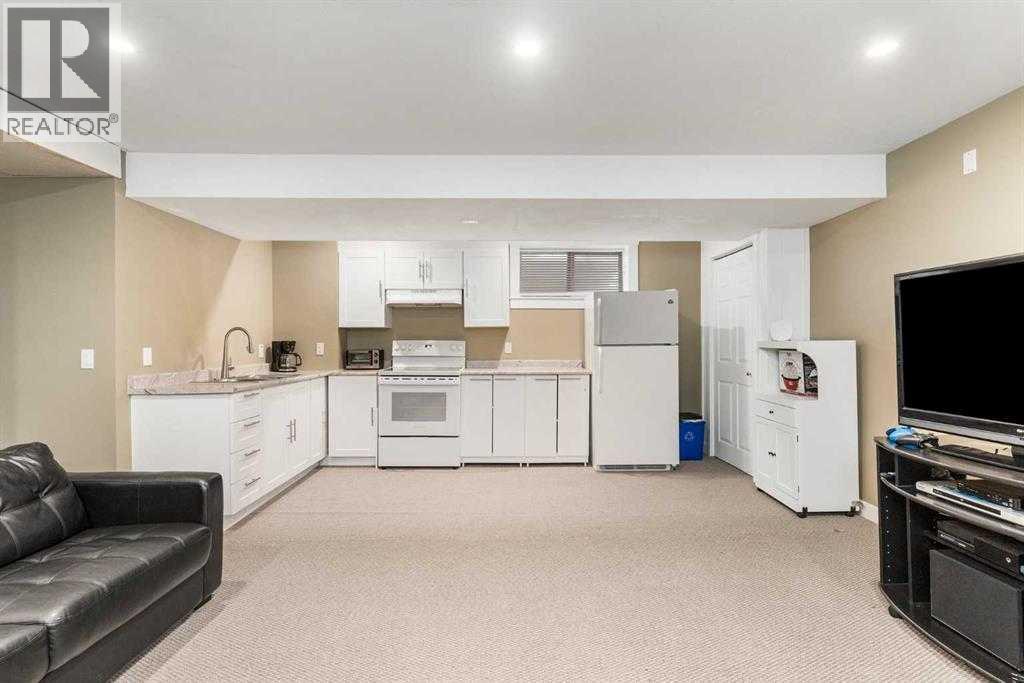 Photo 8 of 183 Baywater Rise Sw, Airdrie AB