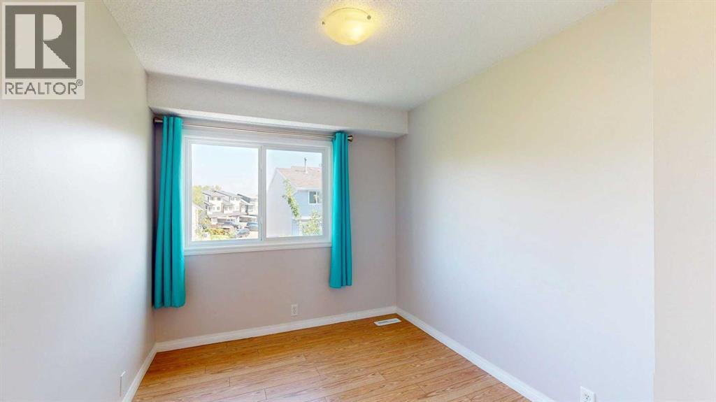 Photo 26 of 128 Wallace Place, Fort Mcmurray AB