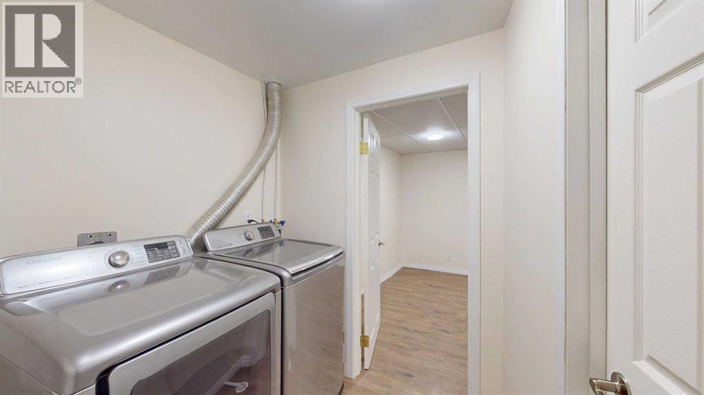 Photo 31 of 128 Wallace Place, Fort Mcmurray AB